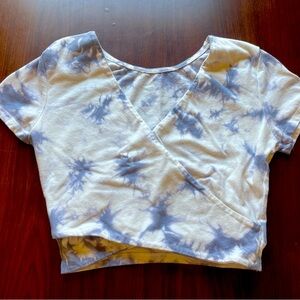 Blue and white tie-dye crop top/never worn - Aeropostale